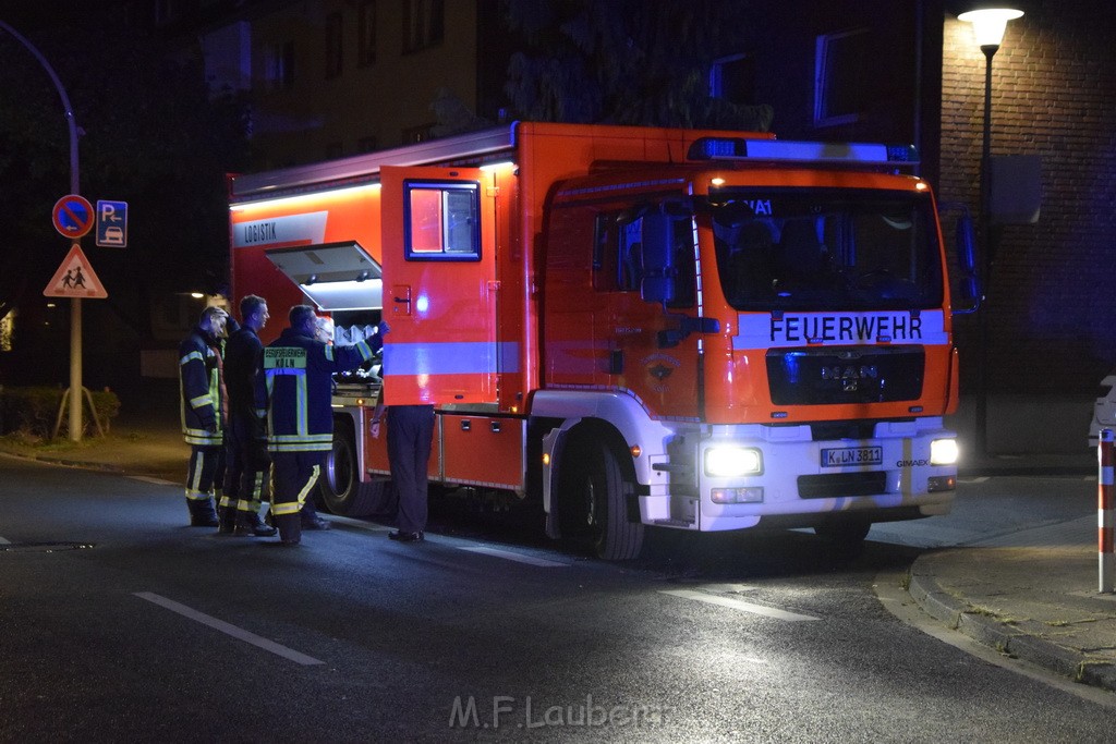 Feuer 1 Koeln Hoehenberg Fuldastr P58.JPG - Miklos Laubert